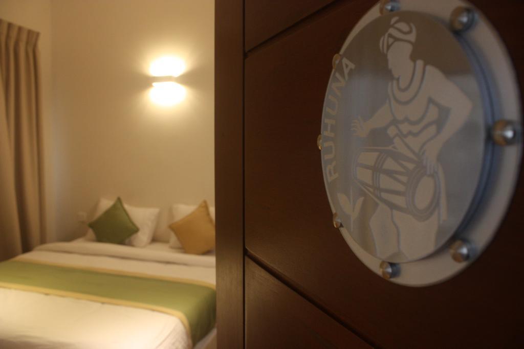 Teatalk Hotell Colombo Exteriör bild